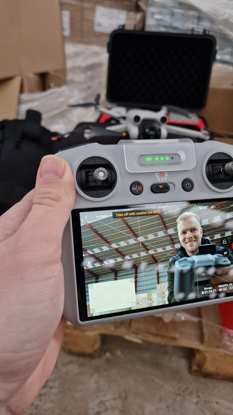 Dronekamera og controller