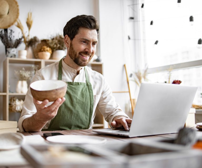 Unique selling points - Webshop præstenterer håndarbejde og fordelene ved hans arbejde